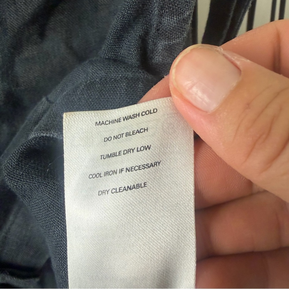 Outerknown Eclipse Black Linen Button-Front Cropp… - image 5